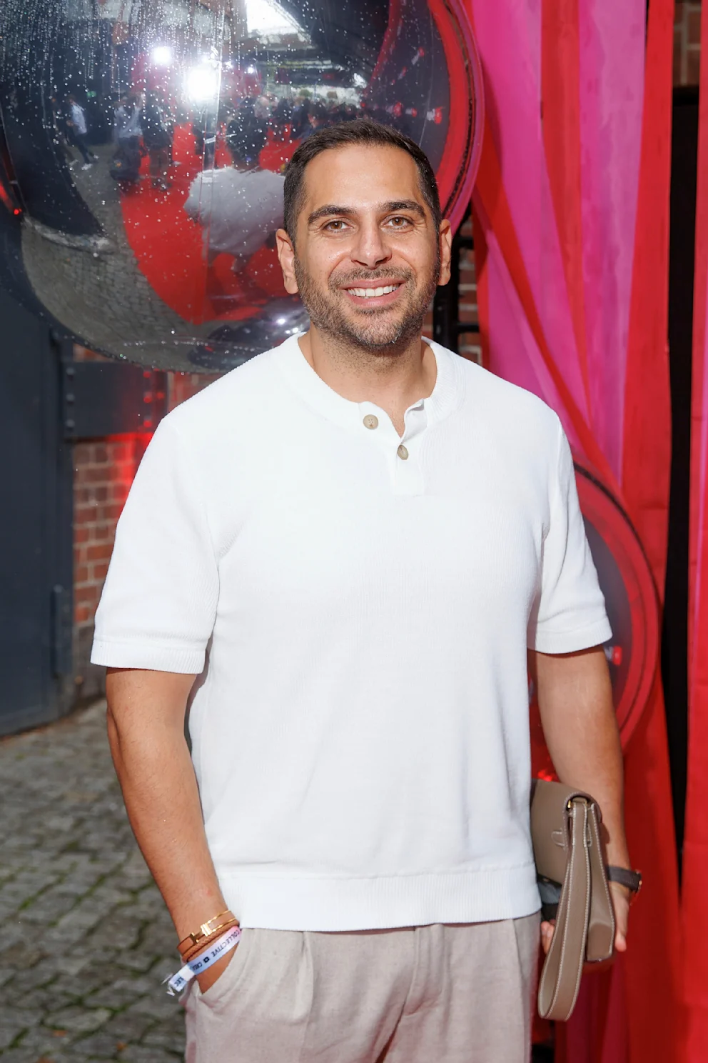 Omid Mouazzen Autohaus – Erfolgsgeschichte, Karriere und Einfluss im Premium-Automobilhandel