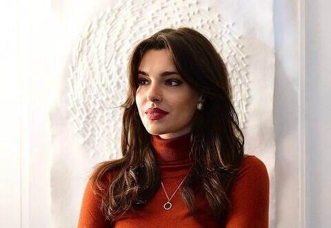 Alina Sophia Schiess: Biografie, Karriere und wachsender Einfluss